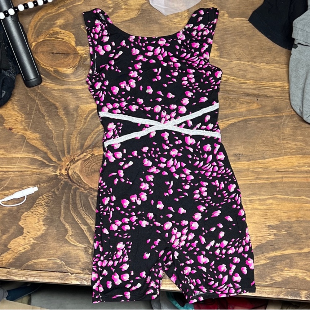 Black and Pink Sleeveless Leotard